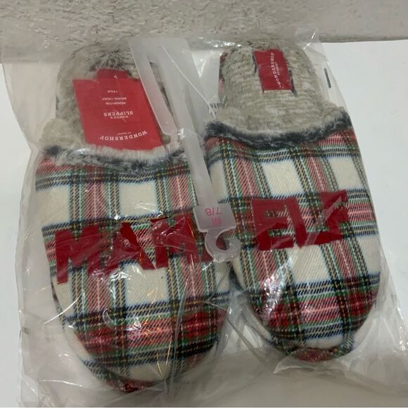 Wondershop Mama Elf Plaid Slippers 7/8 - Picture 4 of 5